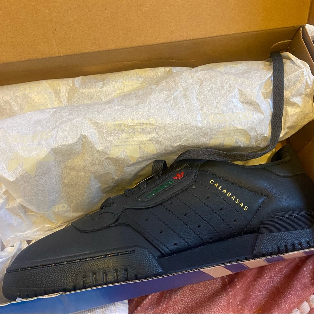 Adidas yeezy black Calabasas shoes